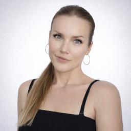Darya Levashova — Designer, KommoGEN
